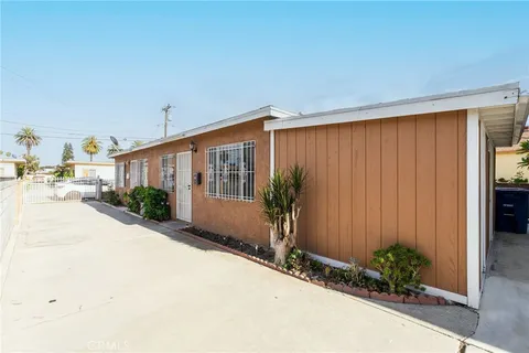 $850,000 | 6133 Orchard Avenue, Huntington Park, CA 90255