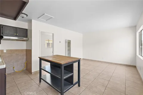 $850,000 | 6133 Orchard Avenue, Huntington Park, CA 90255