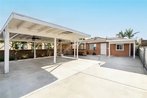 $850,000 | 6133 Orchard Avenue, Huntington Park, CA 90255