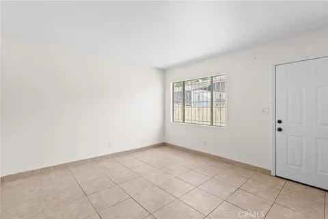 $850,000 | 6133 Orchard Avenue, Huntington Park, CA 90255