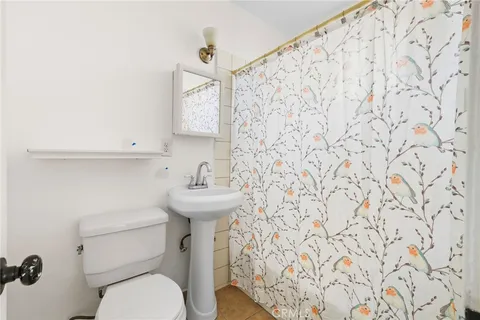 $850,000 | 6133 Orchard Avenue, Huntington Park, CA 90255