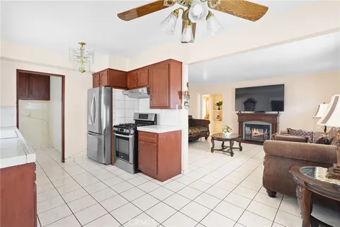 $850,000 | 6133 Orchard Avenue, Huntington Park, CA 90255