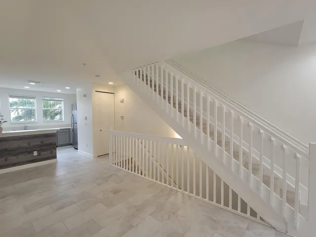 $2,600 | 750 Millbrae Court, Unit 5, West Palm Beach, FL 33401