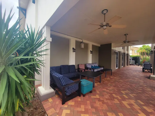 $2,600 | 750 Millbrae Court, Unit 5, West Palm Beach, FL 33401