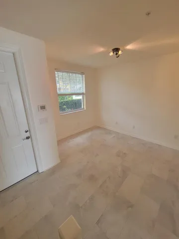 $2,600 | 750 Millbrae Court, Unit 5, West Palm Beach, FL 33401