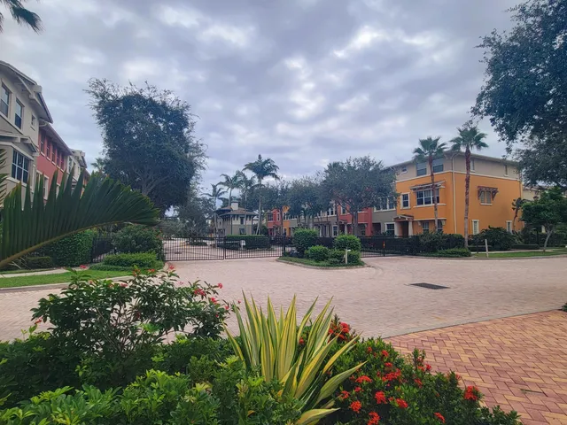 $2,600 | 750 Millbrae Court, Unit 5, West Palm Beach, FL 33401