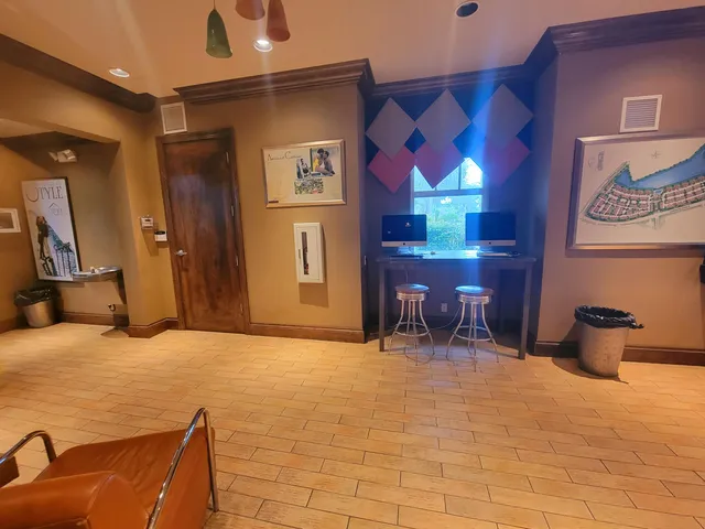 $2,600 | 750 Millbrae Court, Unit 5, West Palm Beach, FL 33401