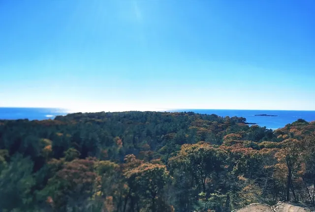 $1,100,000 | 5 Kings Way, Manchester, MA 01944