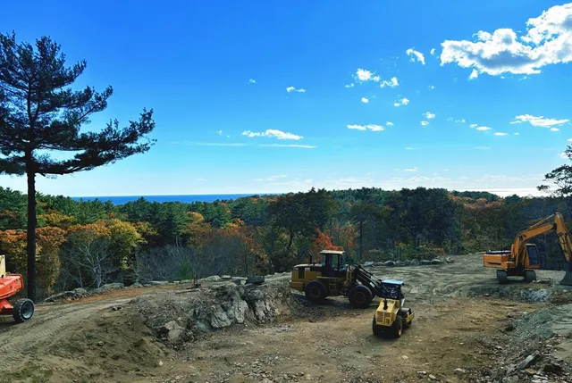 $1,100,000 | 5 Kings Way, Manchester, MA 01944