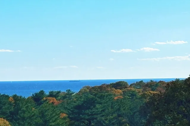 $1,100,000 | 5 Kings Way, Manchester, MA 01944