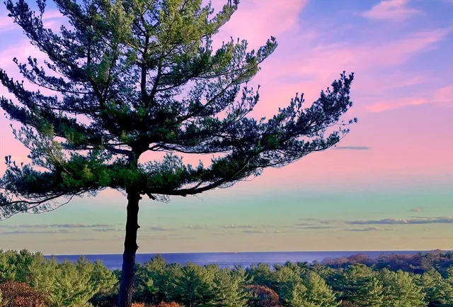 $1,100,000 | 5 Kings Way, Manchester, MA 01944