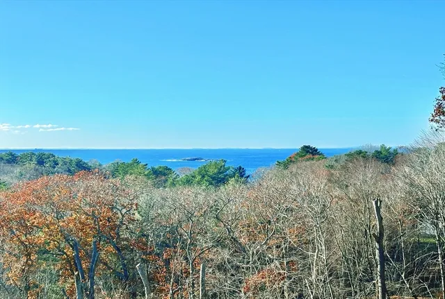 $1,100,000 | 5 Kings Way, Manchester, MA 01944