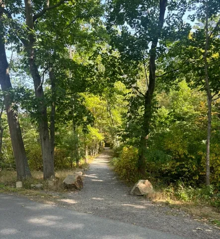 $1,100,000 | 5 Kings Way, Manchester, MA 01944