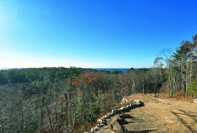 $1,100,000 | 5 Kings Way, Manchester, MA 01944