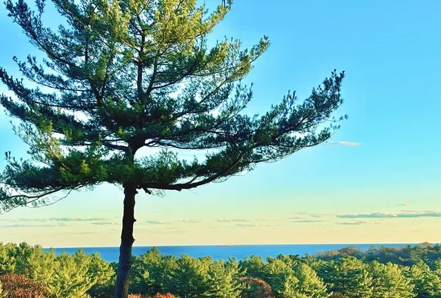 $1,100,000 | 5 Kings Way, Manchester, MA 01944