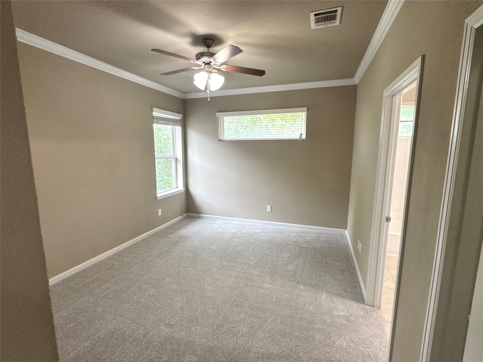 4705 Rosedale Avenue, Unit B Austin, TX 78756 - Photo 19 of 22 Upstairs bedroom
