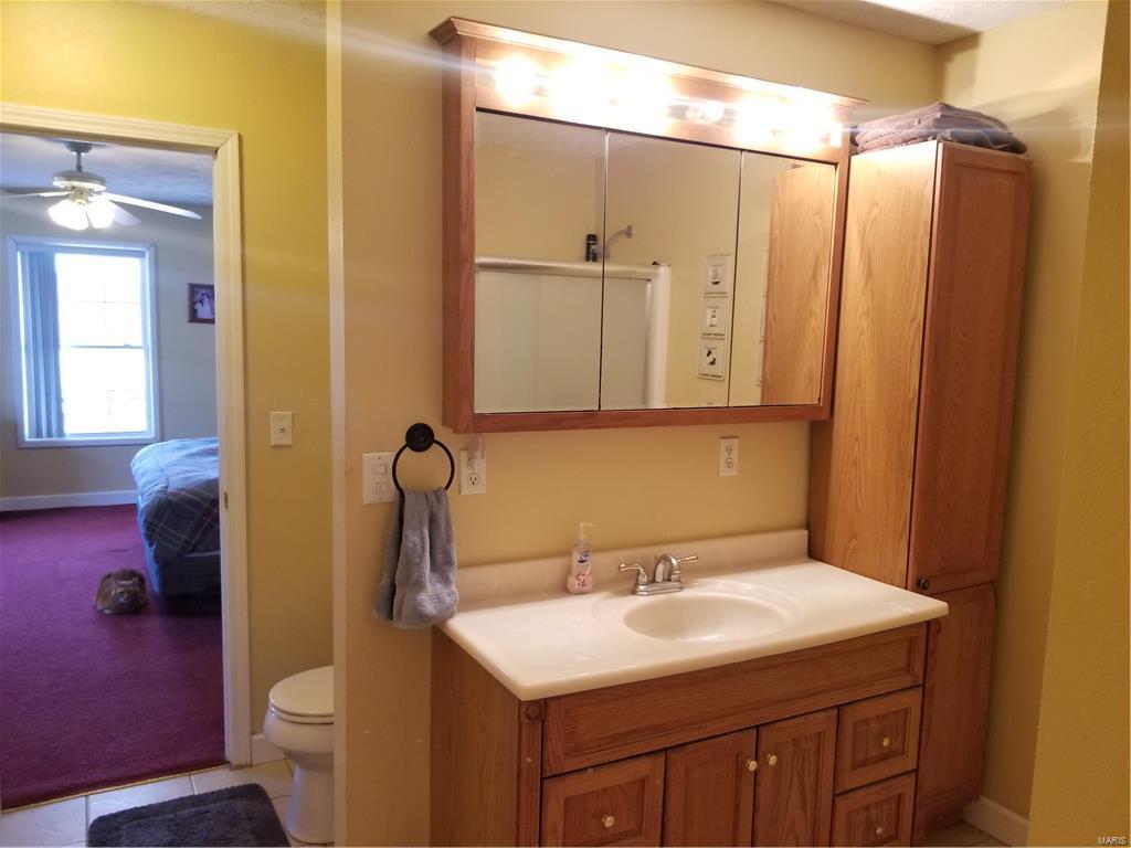 12625 Perry County Line Road Oakdale, IL 62268 - Photo 9 of 27