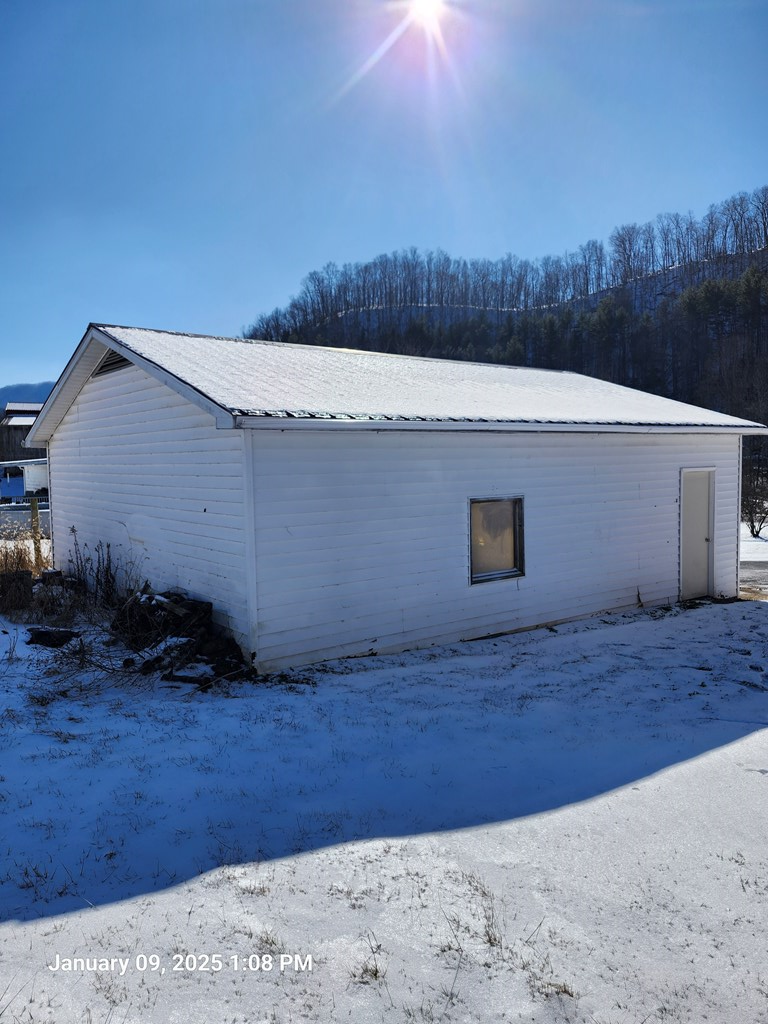 863 Old Wilderness Road Saltville, VA 24370 - Photo 23 of 27 Gallery Image 23