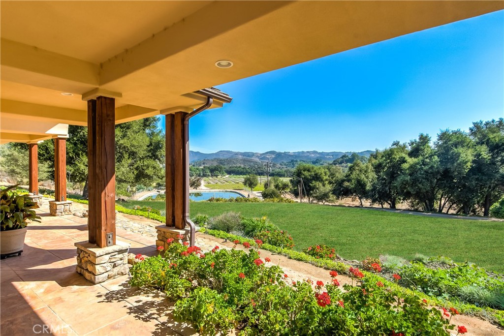 40635 De Luz Road Fallbrook, CA 92028 - Photo 1 of 75 a view of a garden with a tree