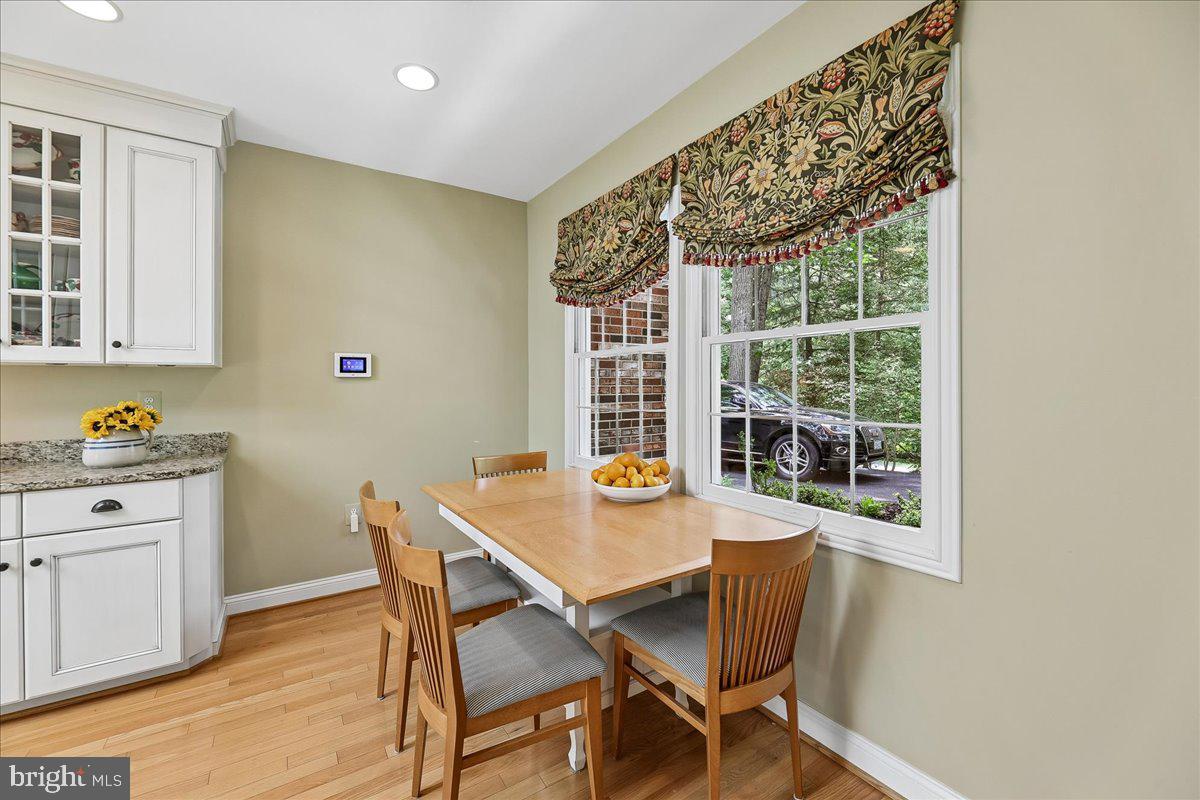 2520 Penny Royal Lane Reston, VA 20191 - Photo 6 of 40