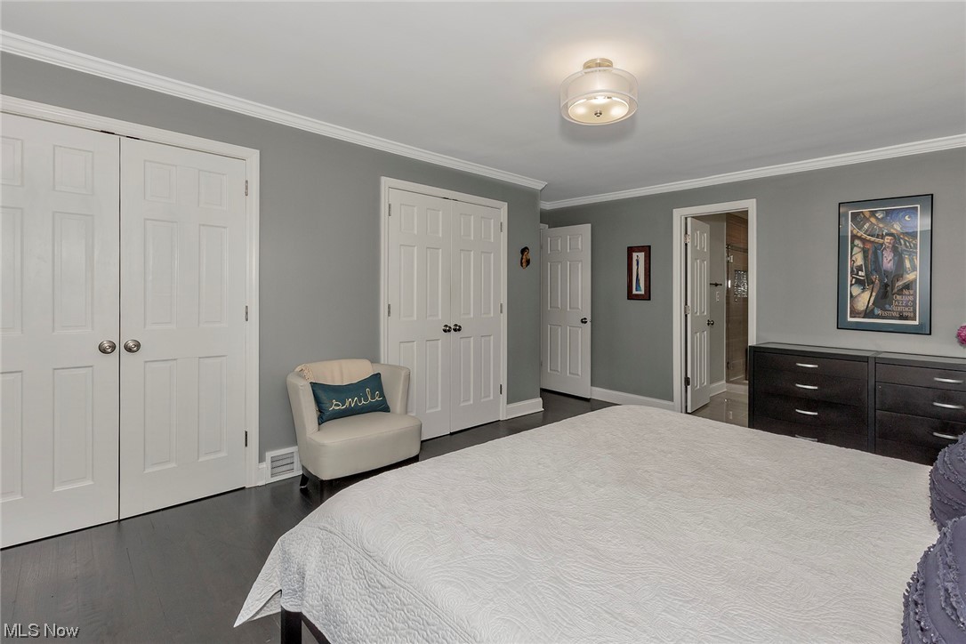 24101 Hazelmere Road Beachwood, OH 44122 - Photo 11 of 25 Customizable organizational systems installed into closet and storage spaces.