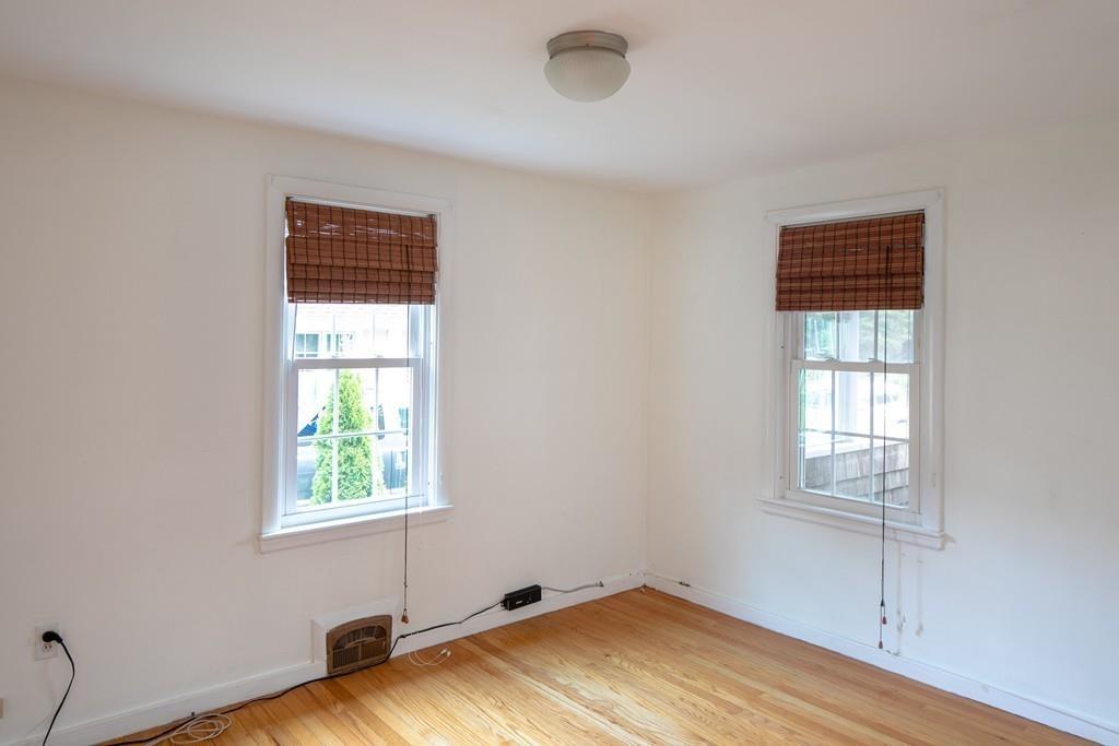 53 Prospect Road Mattapoisett, MA 02739 - Photo 6 of 15 Gallery Image 6