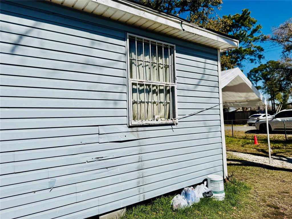 9105 Exeter Street Houston, TX 77093 - Photo 19 of 21 a view of a house with a large window
