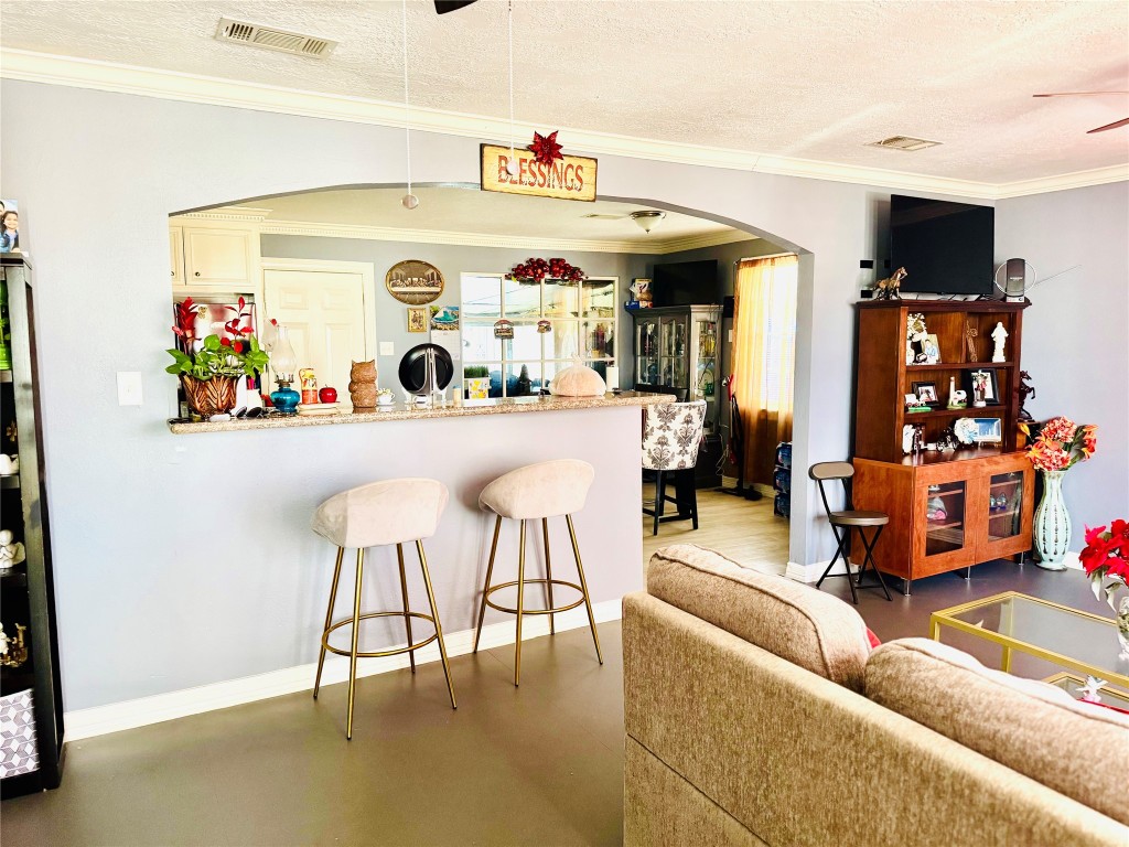 9105 Exeter Street Houston, TX 77093 - Photo 6 of 21 a living room with furniture and a window