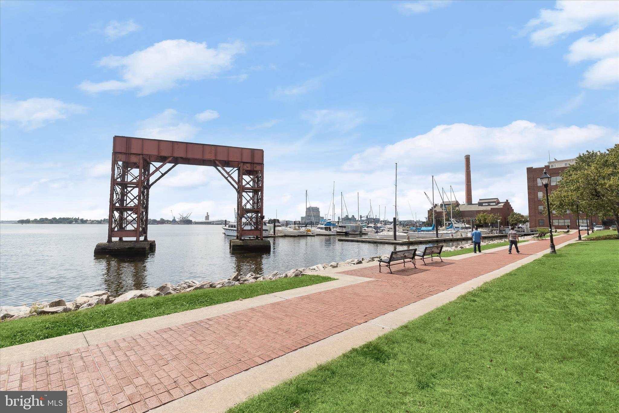2901 Boston Street, Unit 302 Baltimore, MD 21224 - Photo 58 of 61 a view of a lake with houses