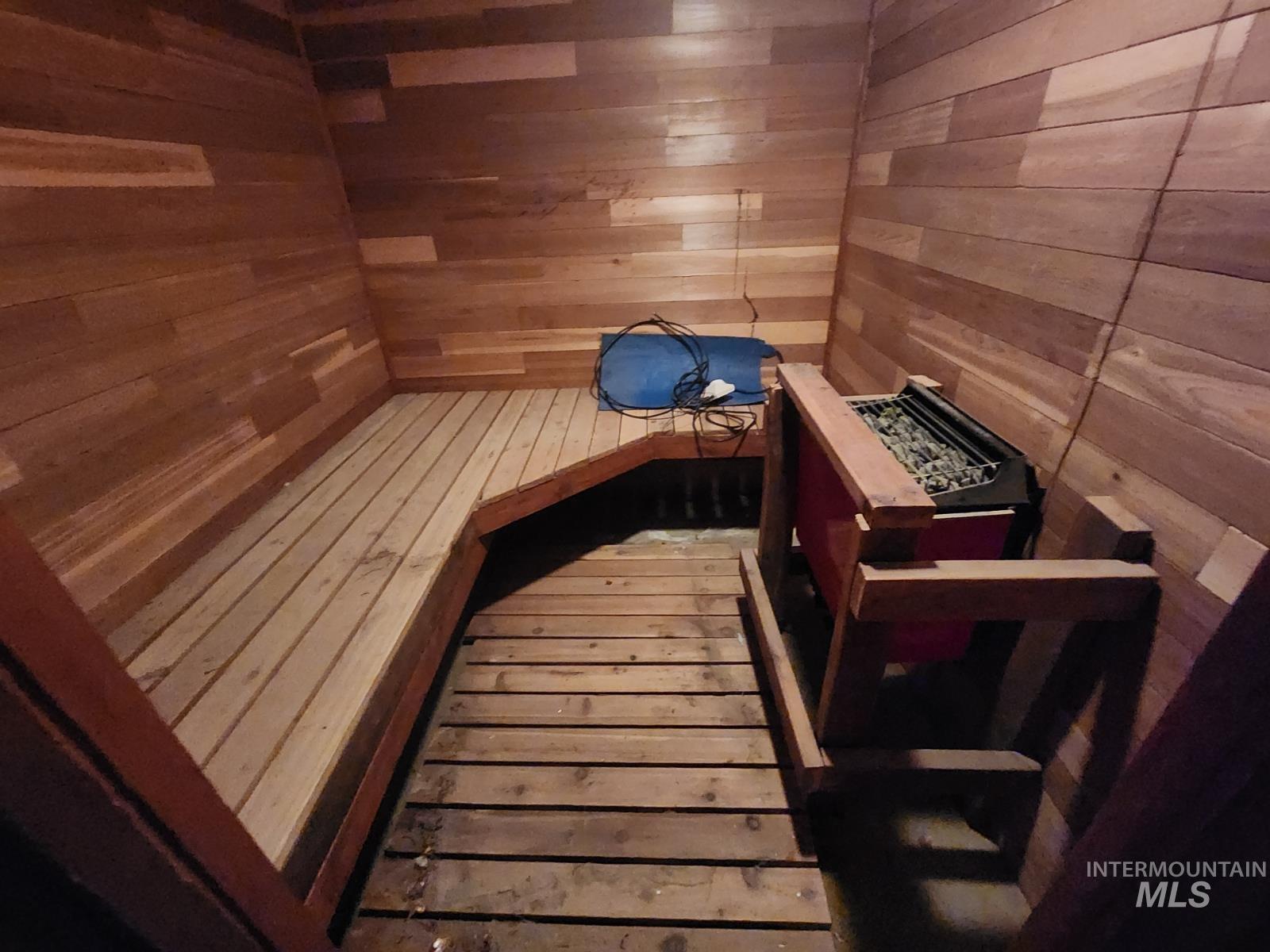 219 South 7th Street Nyssa, OR 97913 - Photo 18 of 29 Relaxing sauna / steam room with wooden walls