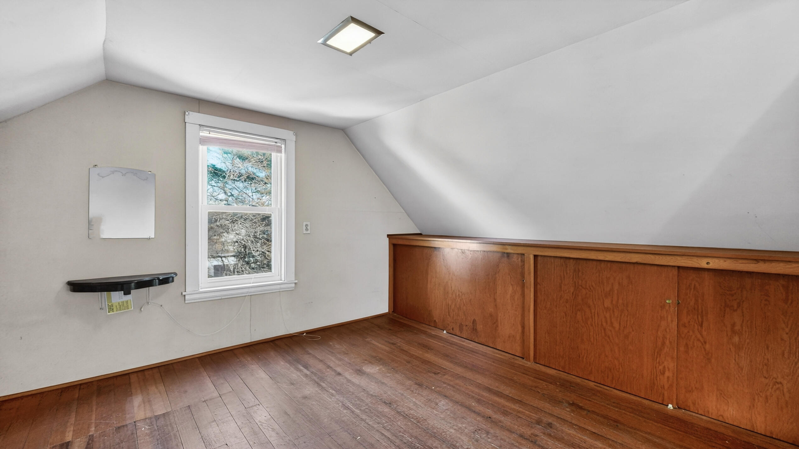 21 Madison Street Portland, ME 04101 - Photo 27 of 35 21-Madison-Street-Portland-01172026_1224