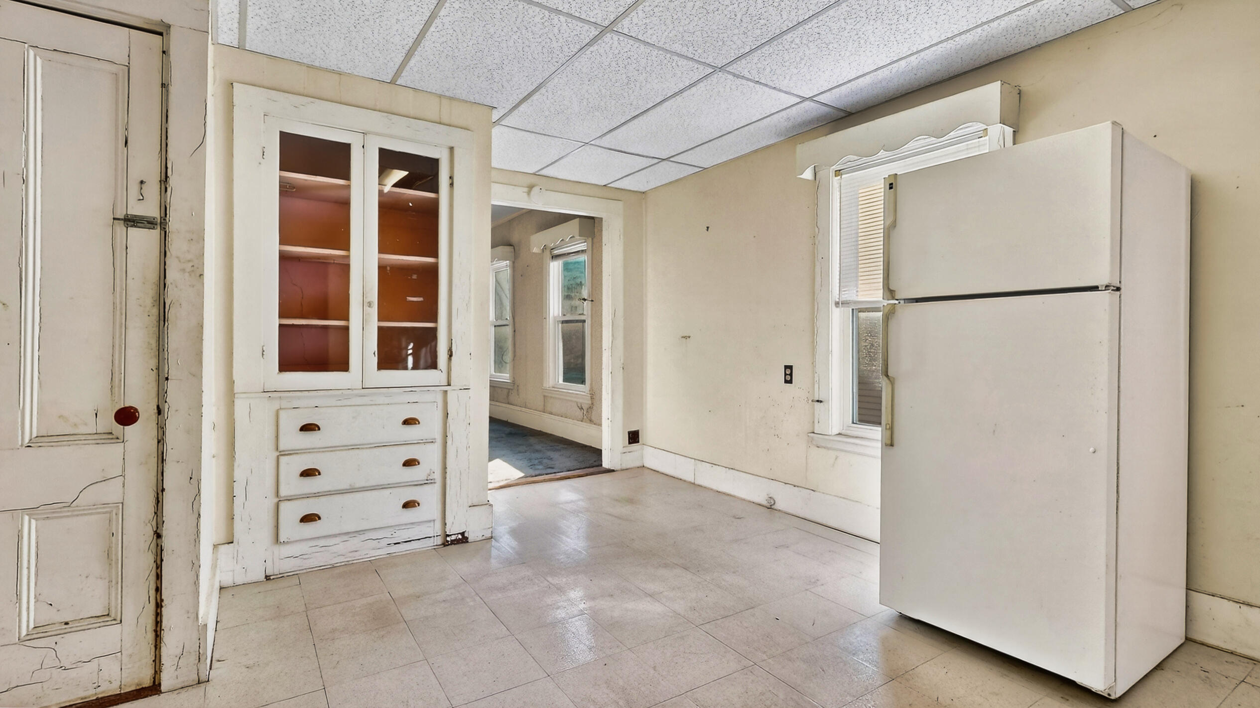 21 Madison Street Portland, ME 04101 - Photo 8 of 35 21-Madison-Street-Portland-01172026_1214