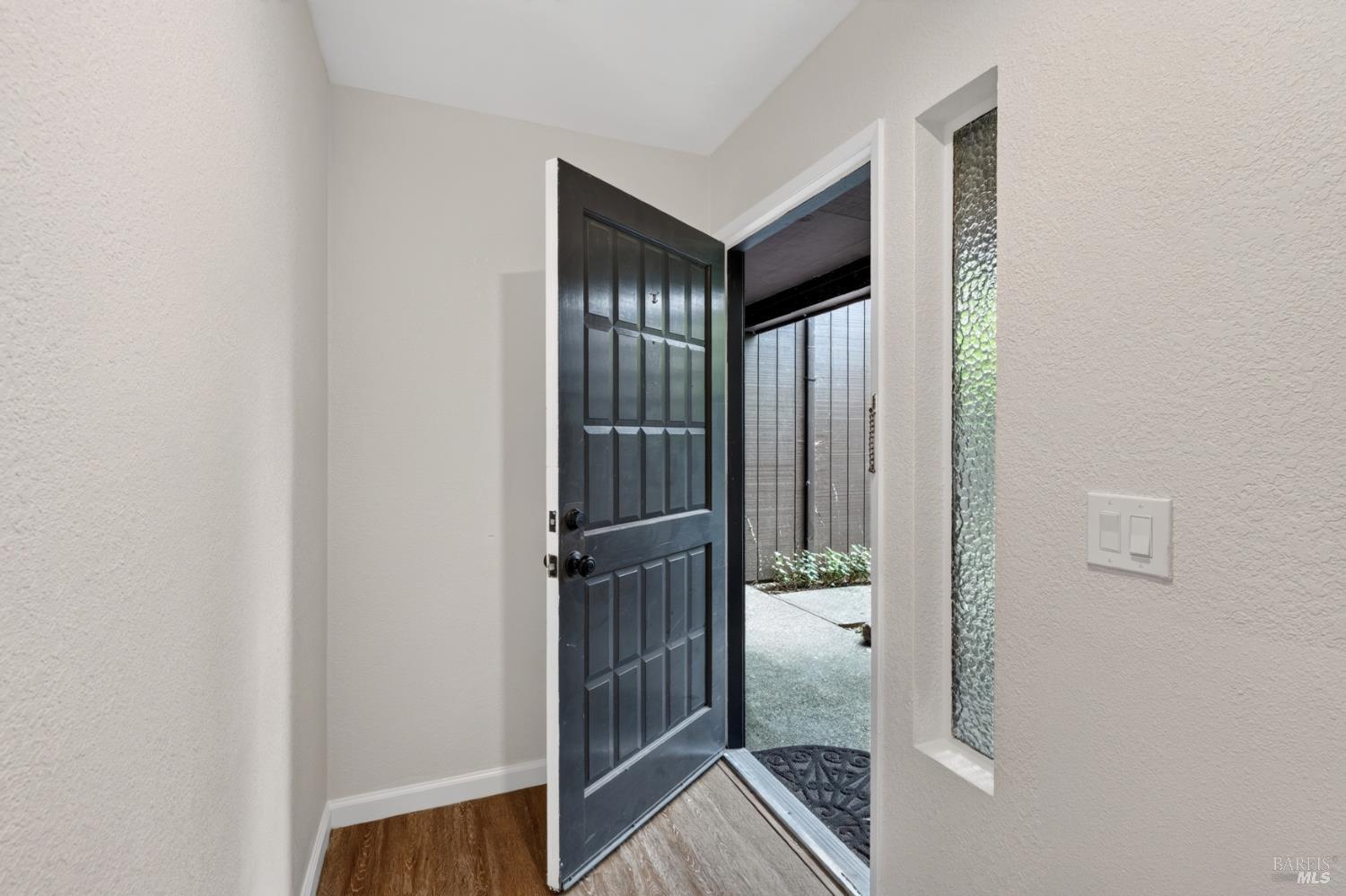 260 Los Alamos Road Santa Rosa, CA 95409 - Photo 23 of 33