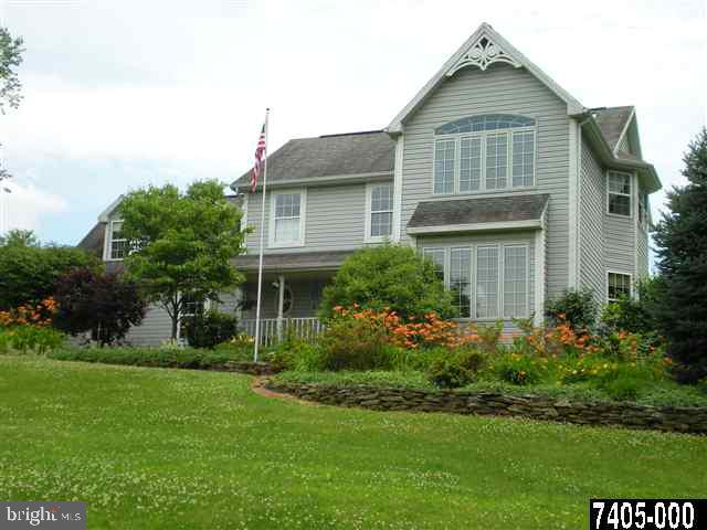 430 Green Valley Road York, PA 17403 - Photo 1 of 25 Gallery Image 1