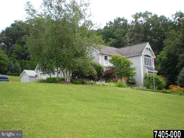 430 Green Valley Road York, PA 17403 - Photo 2 of 25 Gallery Image 2