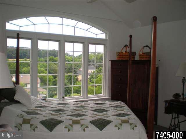 430 Green Valley Road York, PA 17403 - Photo 17 of 25 Gallery Image 17