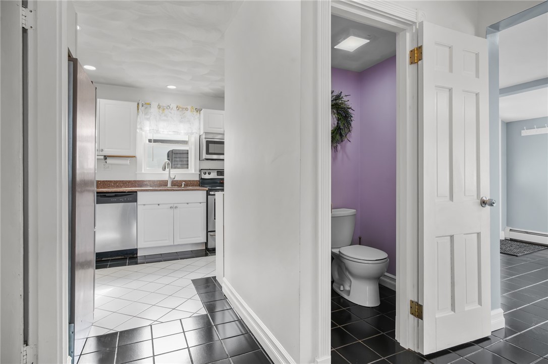 213 Woodhaven Road Pawtucket, RI 02861 - Photo 31 of 42 Gallery Image 31