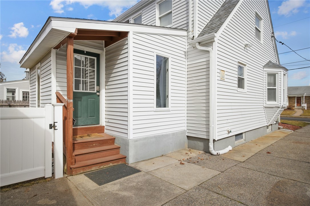 213 Woodhaven Road Pawtucket, RI 02861 - Photo 36 of 42 Gallery Image 36