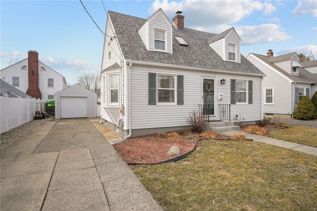 213 Woodhaven Road Pawtucket, RI 02861 - Photo 6 of 42 Gallery Image 6
