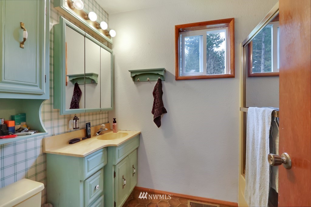 3664 Cooks Hill Road Centralia, WA 98531 - Photo 4 of 39 Gallery Image 4