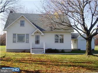 393 Lawrence Corner Road Pittsgrove, NJ 08318 - Photo 1 of 5