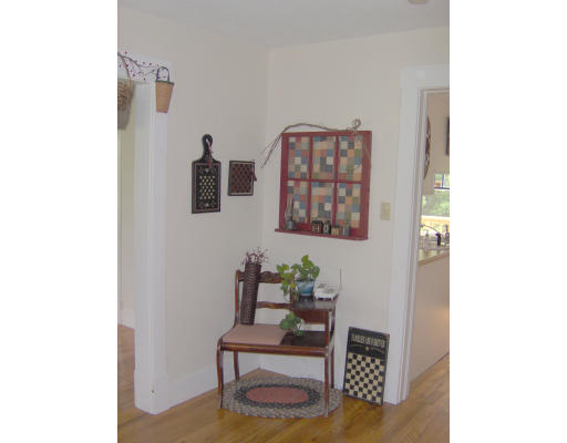 26 Cross Road Hampden, MA 01036 - Photo 9 of 18