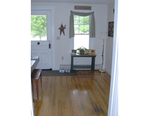 26 Cross Road Hampden, MA 01036 - Photo 10 of 18