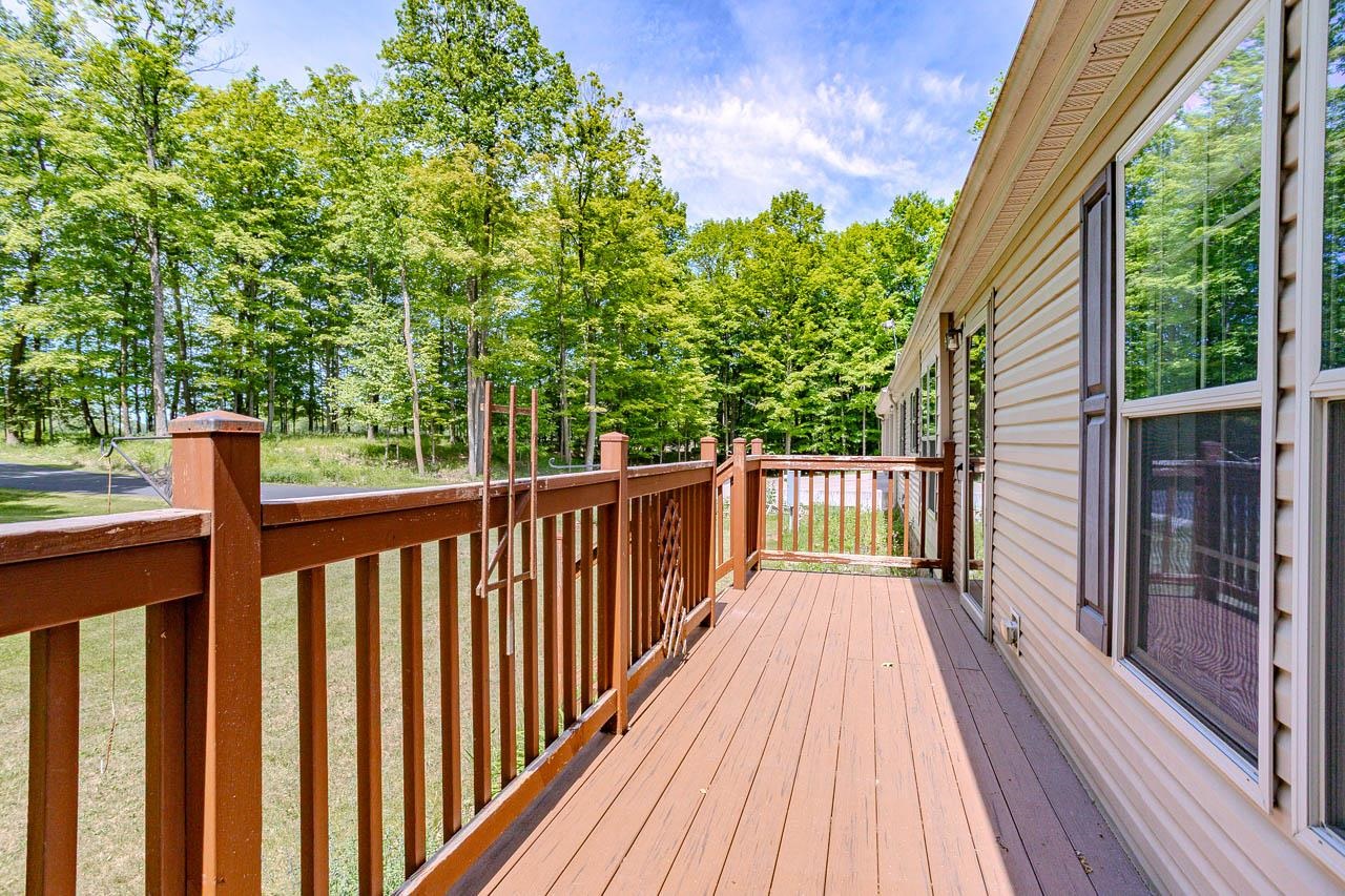N7502 Hummingbird Road Eland, WI 54427 - Photo 5 of 39