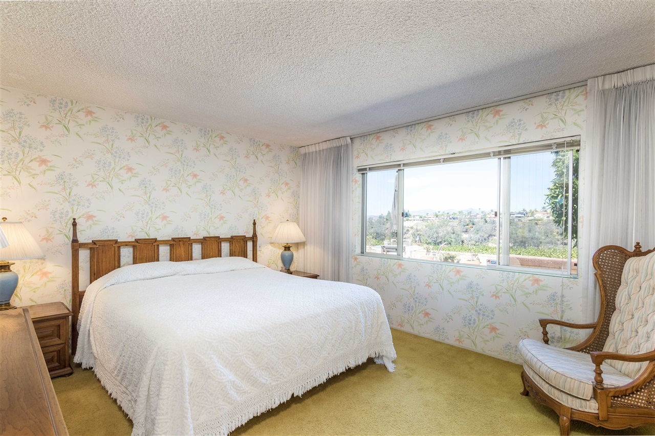 2274 Windmill View Road El Cajon, CA 92020 - Photo 17 of 25