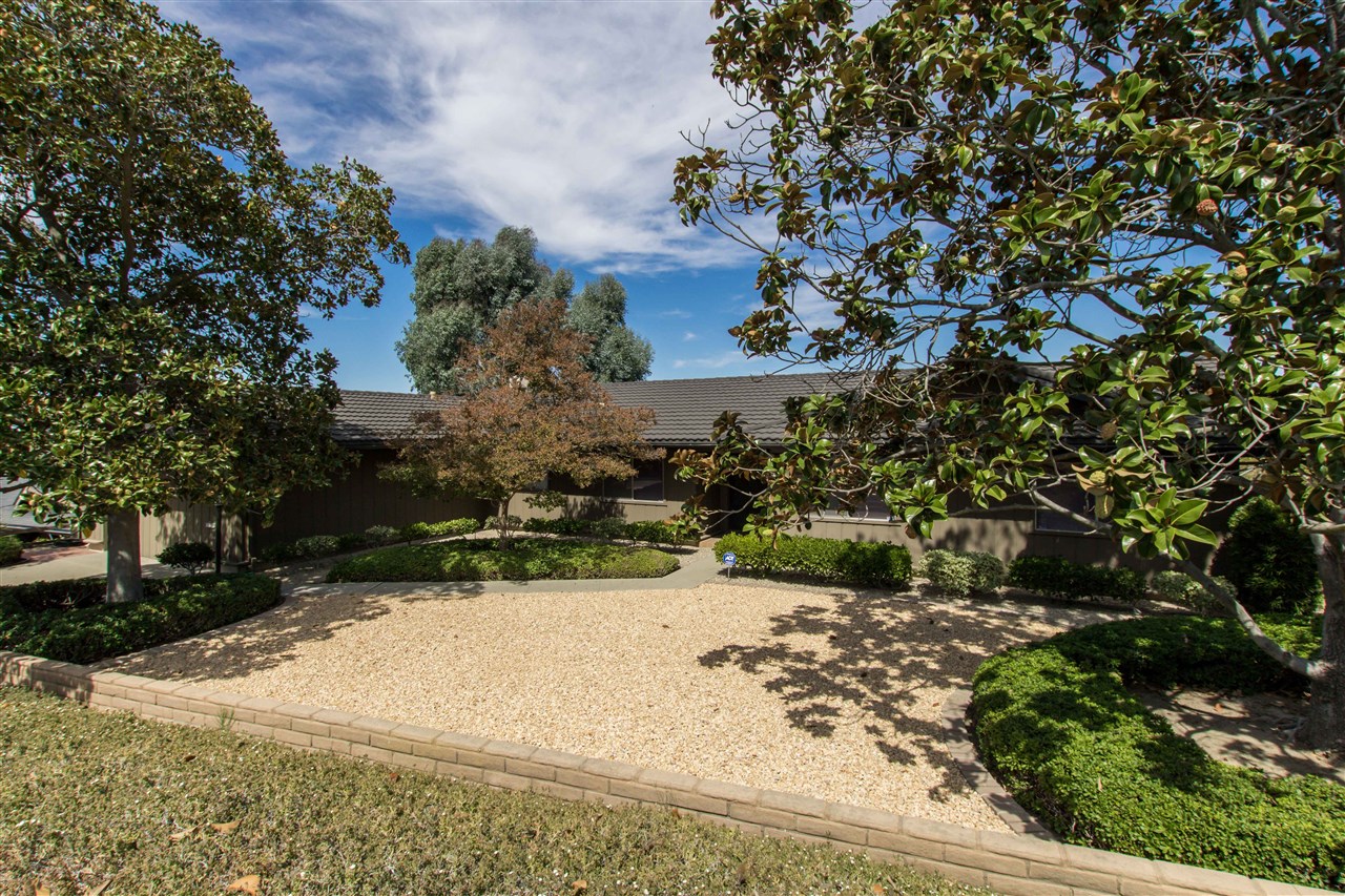 2274 Windmill View Road El Cajon, CA 92020 - Photo 3 of 25