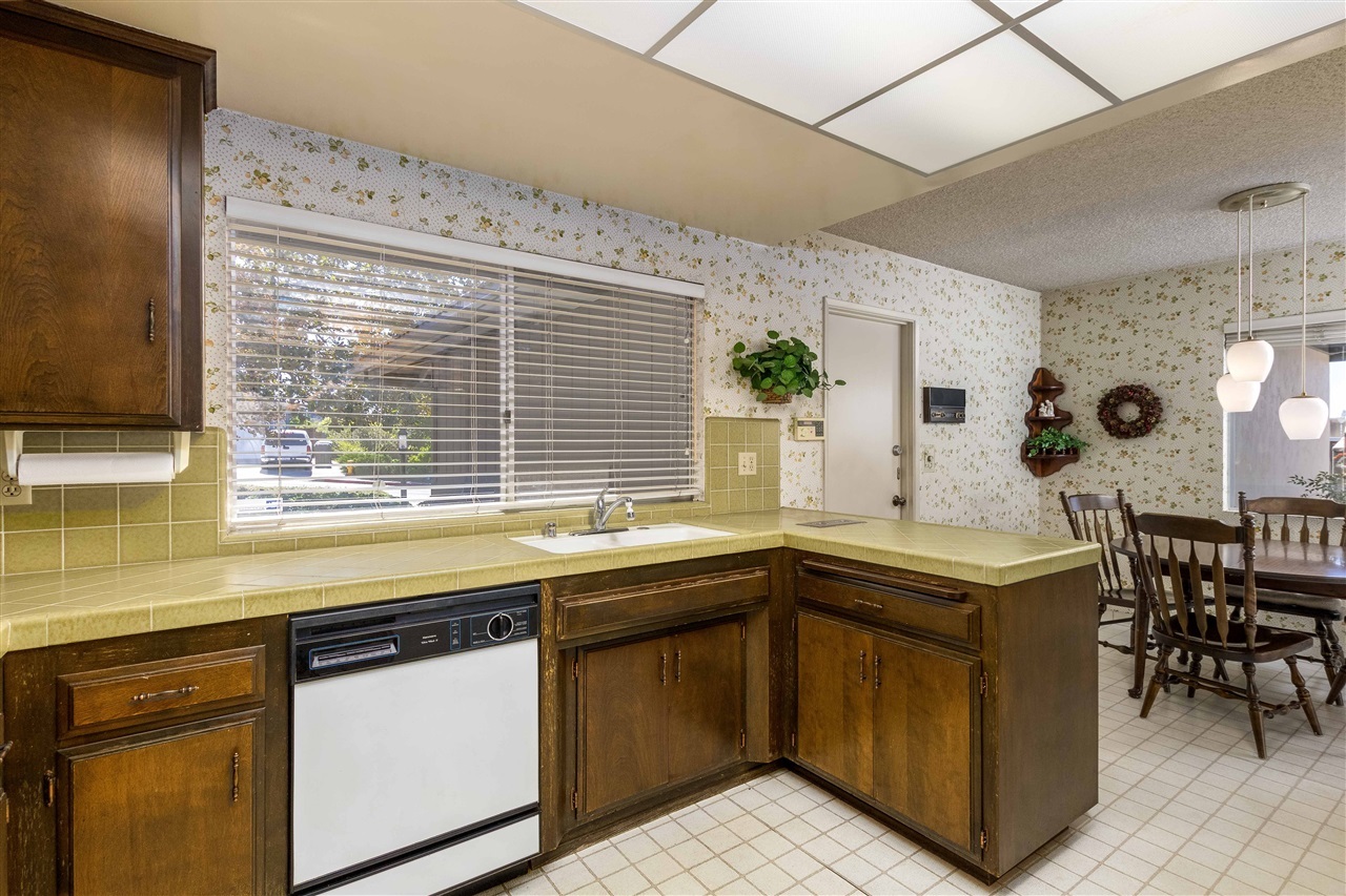 2274 Windmill View Road El Cajon, CA 92020 - Photo 8 of 25