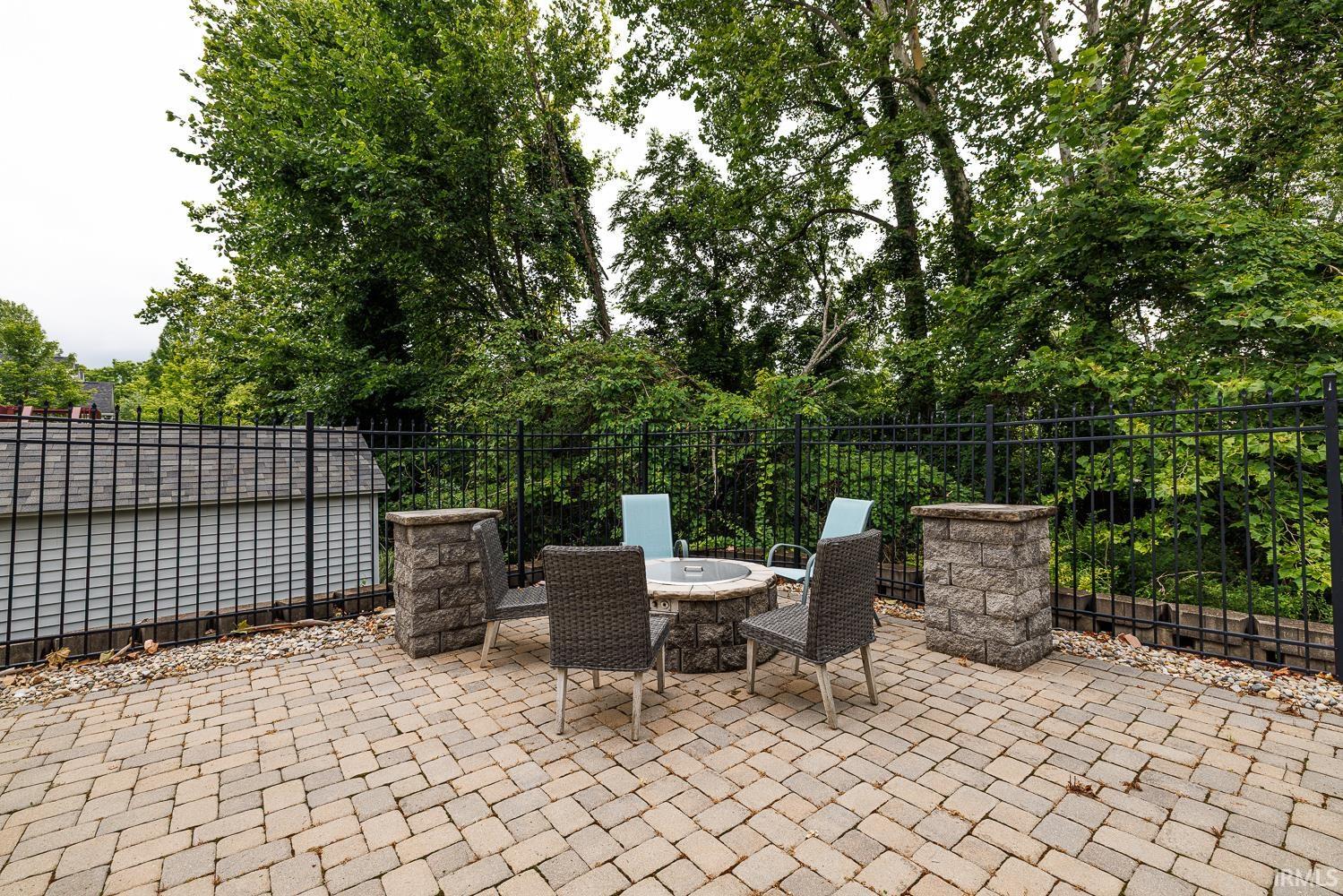 2650 South Wexley Road Bloomington, IN 47401 - Photo 7 of 50