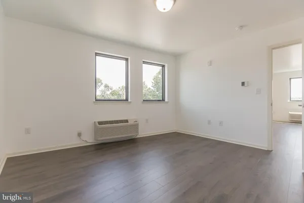 $1,450 | 6778 Ridge Avenue, Unit 304, Philadelphia, PA 19128