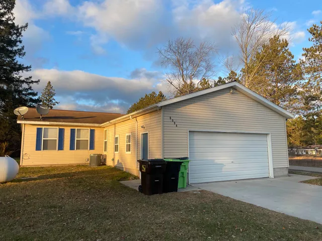$229,900 | N15033 Dutton Road, Amberg, WI 54102